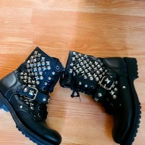 ASH GENIUNE LEATHER STUDDED COMBAT BOOTS